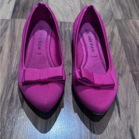 Anne Klein Bright Pink Bow Ballet Flats - Picture 2 of 4